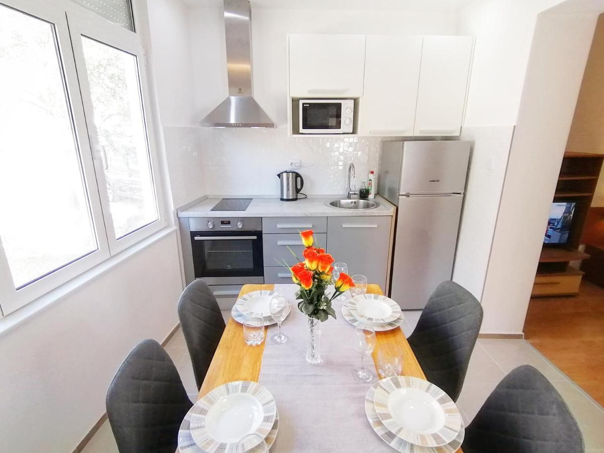 Apartmani Buljubasic Baška Voda Εξωτερικό φωτογραφία